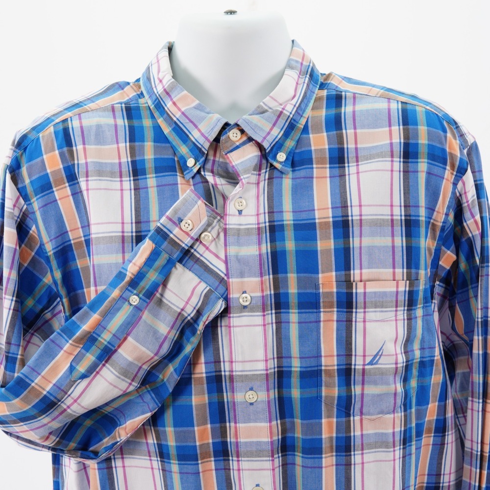 Nautica Men's XL Blue Multi-Colored Plaid Cotton Button Down Pocket Front